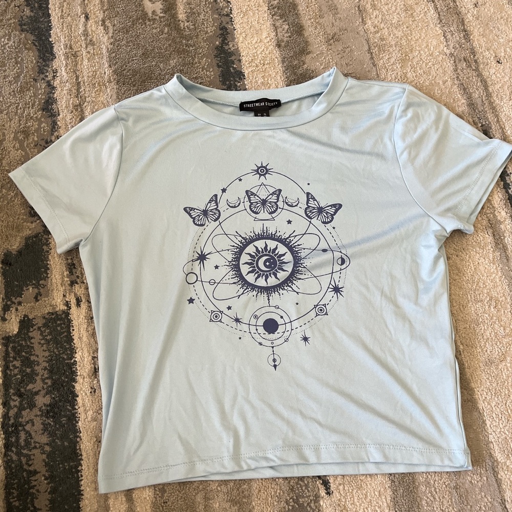 Streetwear Society blue shirt size XL in juniors…I except any offer on all lists